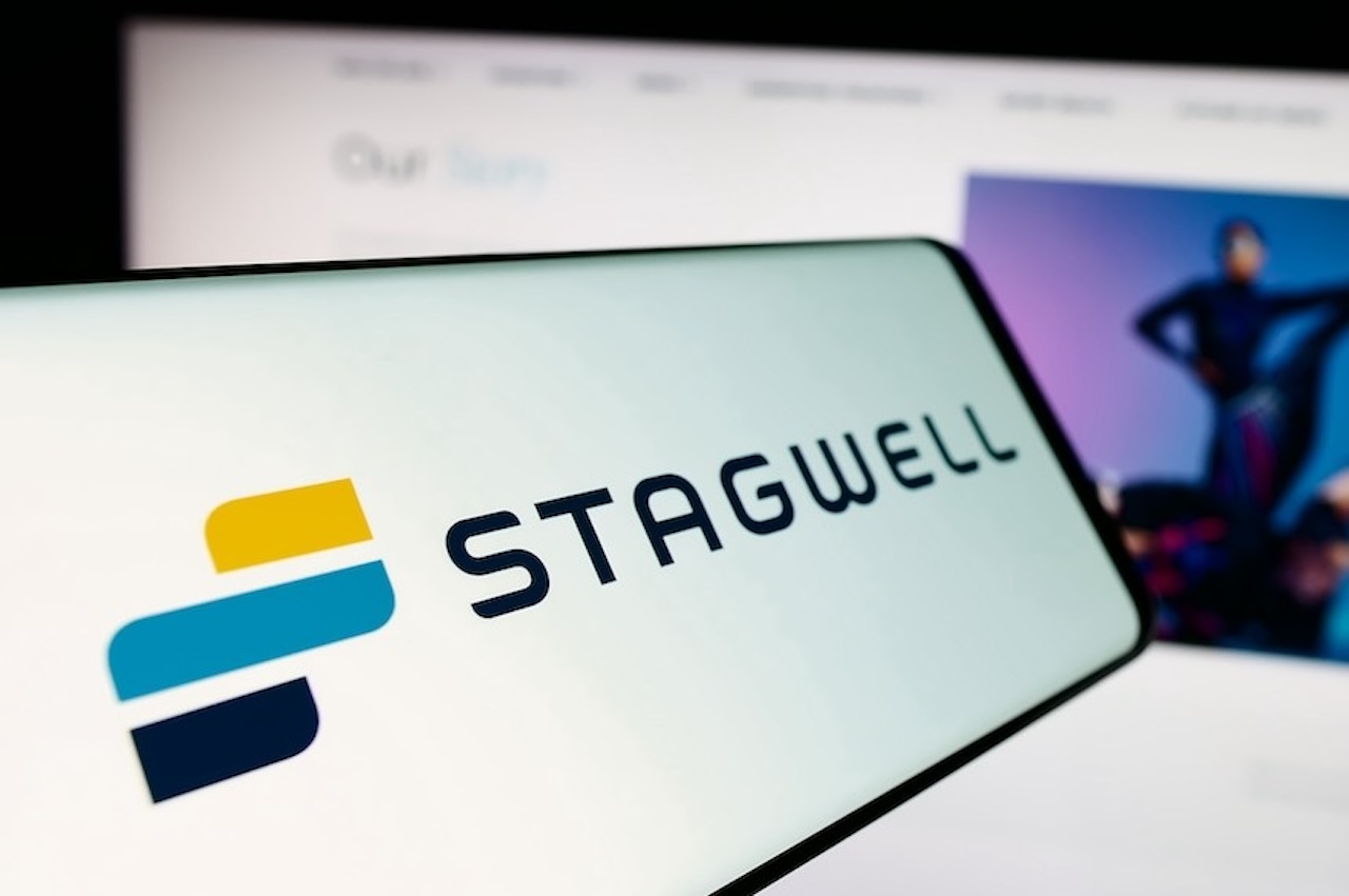 Stagwell logo on smartphone (©GettyImages)